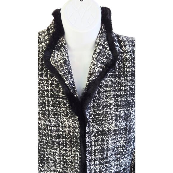 Tahari by Arthur Levine Tweed Faux Fur Trim Jacket Black & White Sz 10 - Picture 6 of 9